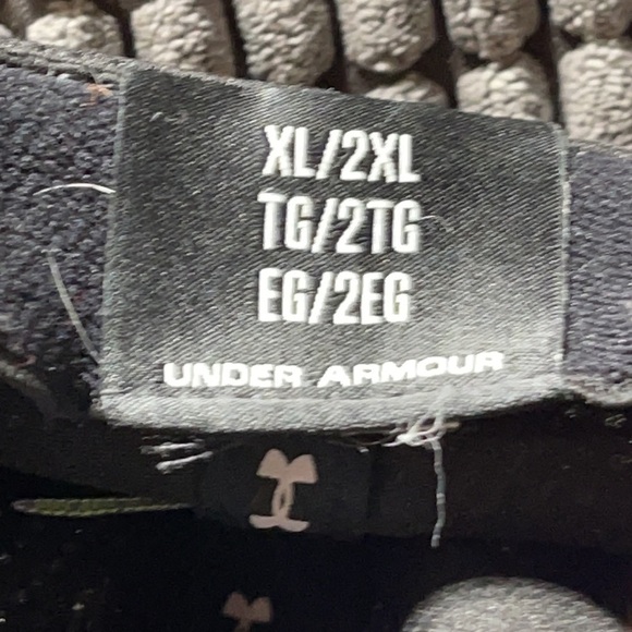 UNDER ARMOR FITTED HAT Q4 - Picture 4 of 4